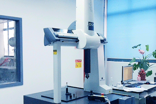 CMM (Coordinate Measuring Machine)